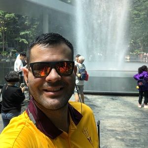 Meet your Posher, Josue